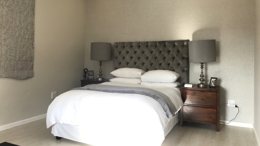 To Let 4 Bedroom Property for Rent in Parklands North Western Cape